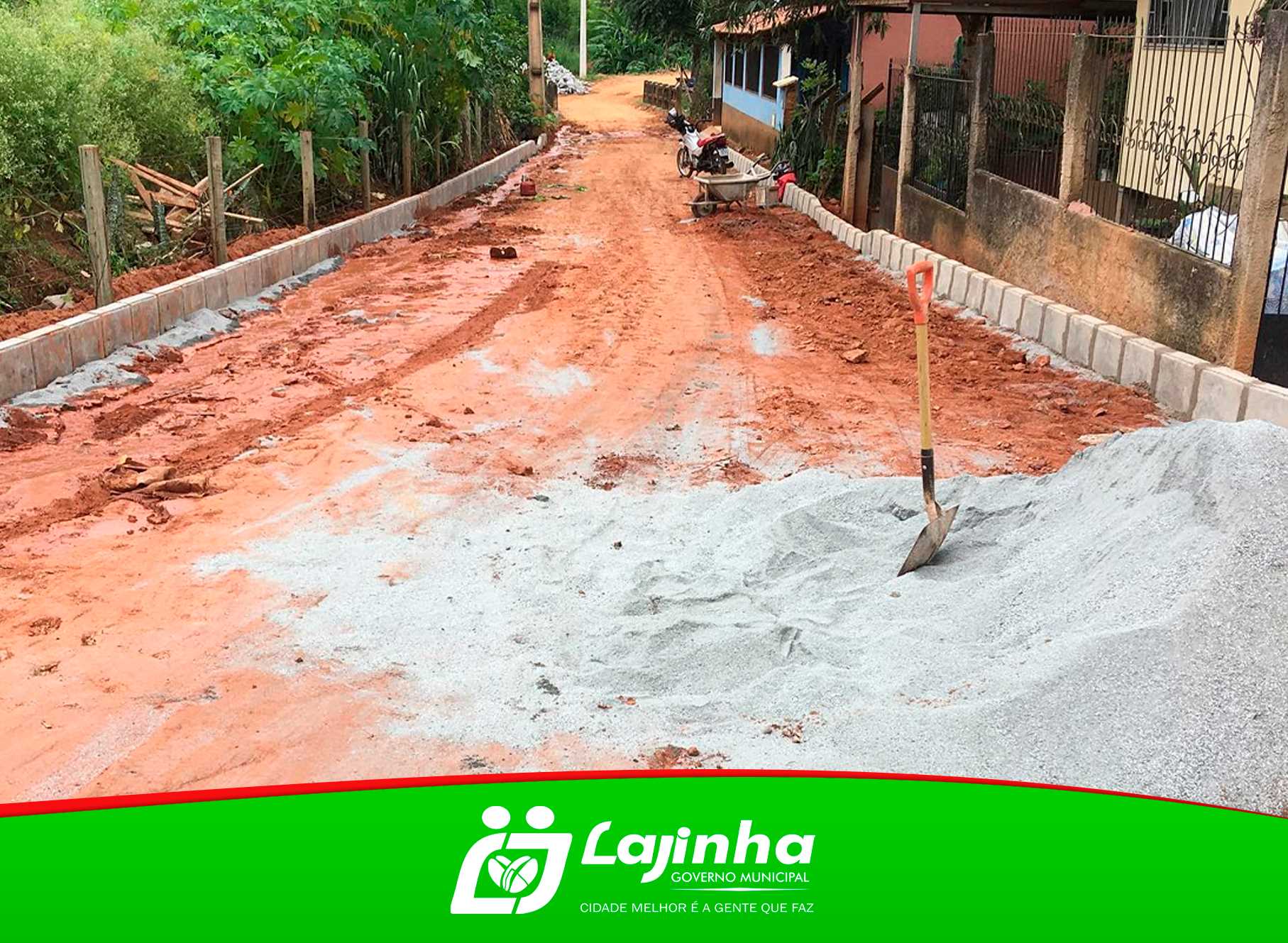 ADMINISTRAÇÃO MUNICIPAL DEU INÍCIO A MAIS UMA OBRA DE CALÇAMENTO NO BAIRRO ITÁ