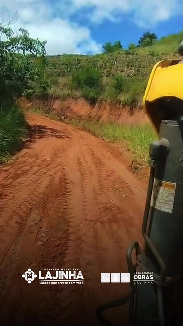 A estrada não para — e a Prefeitura de Lajinha também não!